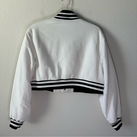 ALO YOGA White Cropped G.O.A.T varsity jacket SZ S - Picture 9 of 9